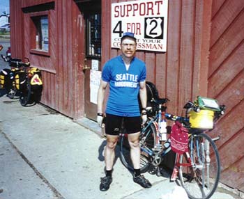 Kent Peterson: Kent with Fast Eddie, his fixed ger randonneuring bike