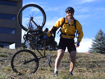 Leif Borgeson: Leif and his fixed gear mountainbike