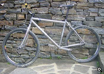 Tomas's fixed gear Moots YBB